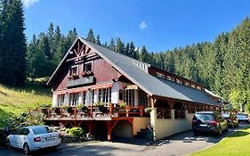 Penzion Zakouti Hotel Pec pod Sněžkou Exterior photo