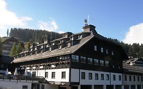 Alpenhotel Marcius Sonnenalpe Nassfeld Exterior photo