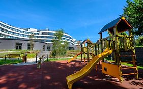 Grand Hotel Esztergom Exterior photo