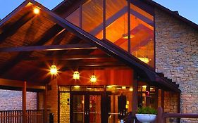Burr Oak Lodge&Conference Center Glouster Exterior photo