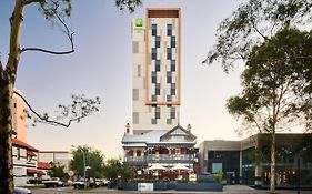 Holiday Inn West Perth Exterior photo