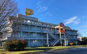 Nouvelle Classe Hotel Châtellerault Exterior photo