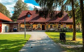 Areal Maly Texas Bed and Breakfast Rychnov nad Kneznou Exterior photo