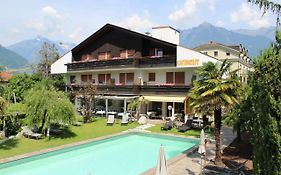 Garni Weingut Hotel Meran Exterior photo