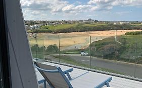 Porth Beach Hotel New Quay Exterior photo