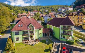 Penzion Stella Hotel Luhačovice Exterior photo