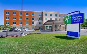 Holiday Inn Express & Suites Mobile - University Area Exterior photo