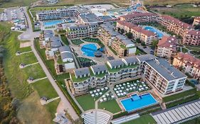 Topola Skies Resort & Aquapark Kavarna Exterior photo