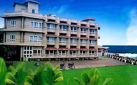 Mascot Beach Resort Kannur Exterior photo