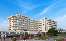 Radisson Blu Hotel & Resort, Al Ain Exterior photo