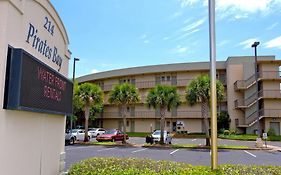 Pirates Bay Guest Chambers And Marina Hotel Fort Walton Beach Exterior photo