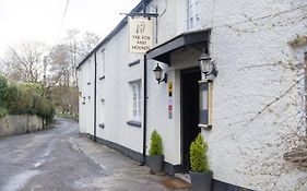 Fox And Hounds Llancarfan Hotel Barry Exterior photo