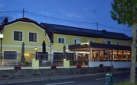 Gasthof Haselberger Hotel Marbach an der Donau Exterior photo