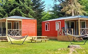 Chalet Et Mobil Homes Dans La Montagne Au Camping Les Sapins Camurac Exterior photo