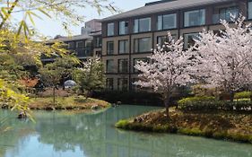 Four Seasons Hotel Kyoto Exterior photo