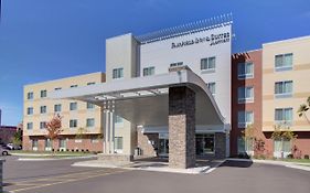 Fairfield Inn & Suites By Marriott Detroit Canton Exterior photo