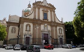 Casa Miqva - Rooms In Shared Apartment Palermo Exterior photo