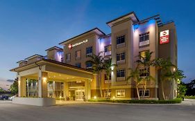 Best Western Plus Miami Airport North Hotel & Suites Exterior photo