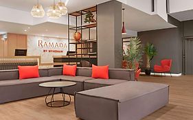 Ramada By Wyndham Valencia Almussafes Hotel Exterior photo