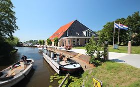 Vakantieboerderij Sneek Exterior photo