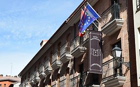 Hotel Complutense Alcalá de Henares Exterior photo