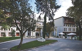 Grand Serai Congress And Spa Hotel Ioannina Exterior photo