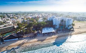 Gaviana Resort Mazatlán Exterior photo