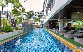Baramee Resortel Patong Exterior photo