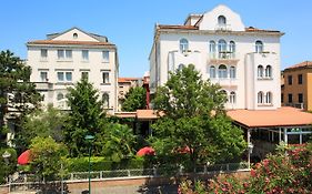 Hotel Biasutti Venetië-Lido Exterior photo