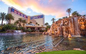 The Mirage Resort And Casino Las Vegas Exterior photo