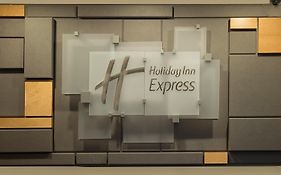 Holiday Inn Express - San Antonio Airport, An Ihg Hotel Exterior photo