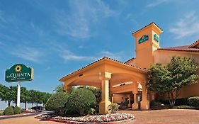 La Quinta Inn & Suites By Wyndham Dallas Dfw Airport North Irving Exterior photo