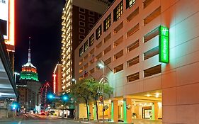 Holiday Inn Riverwalk San Antonio Exterior photo