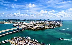 Holiday Inn Hotel Port Of Miami-Downtown, An Ihg Hotel Exterior photo