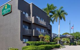 La Quinta Inn & Suites By Wyndham Ft. Myers-Sanibel Gateway Fort Myers Exterior photo