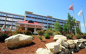 Crowne Plaza Cleveland Airport, An Ihg Hotel Middleburg Heights Exterior photo