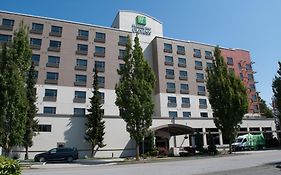 Holiday Inn Express Vancouver Airport-Richmond Exterior photo