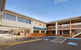 Days Inn By Wyndham Jacksonville Nc Exterior photo