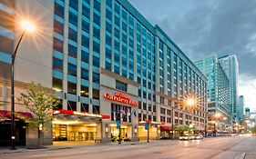 Hilton Garden Inn Chicago Downtown/Magnificent Mile Exterior photo