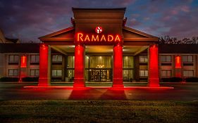 Ramada By Wyndham Tuscaloosa Hotel Exterior photo