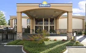 Days Inn & Suites By Wyndham Tuscaloosa - Univ. Of Alabama Exterior photo