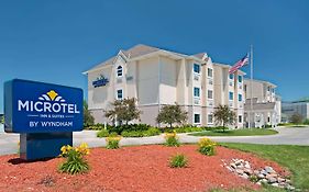 Microtel Inn & Suites By Wyndham Council Bluffs/Omaha Exterior photo