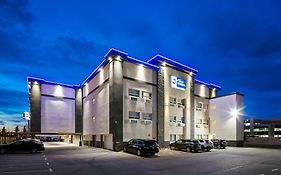 Best Western Airport Inn YYC Exterior photo