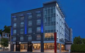 Holiday Inn Express & Suites Jersey City - Holland Tunnel Exterior photo