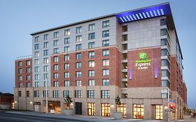 Holiday Inn Express And Suites Downtown Ottawa East Exterior photo