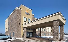 Comfort Inn & Suites Cedar Rapids Cid Eastern Iowa Airport Exterior photo