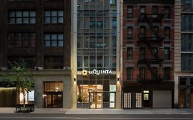 La Quinta By Wyndham Time Square South Hotel New York Exterior photo