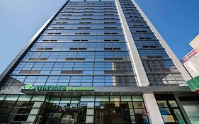 Wingate By Wyndham Long Island City Hotel New York Exterior photo