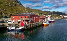 Fish Factory -The Real Lofoten Experience Hotel Ballstad Exterior photo