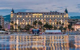 Carlton Intercontinental Hotel Cannes Exterior photo